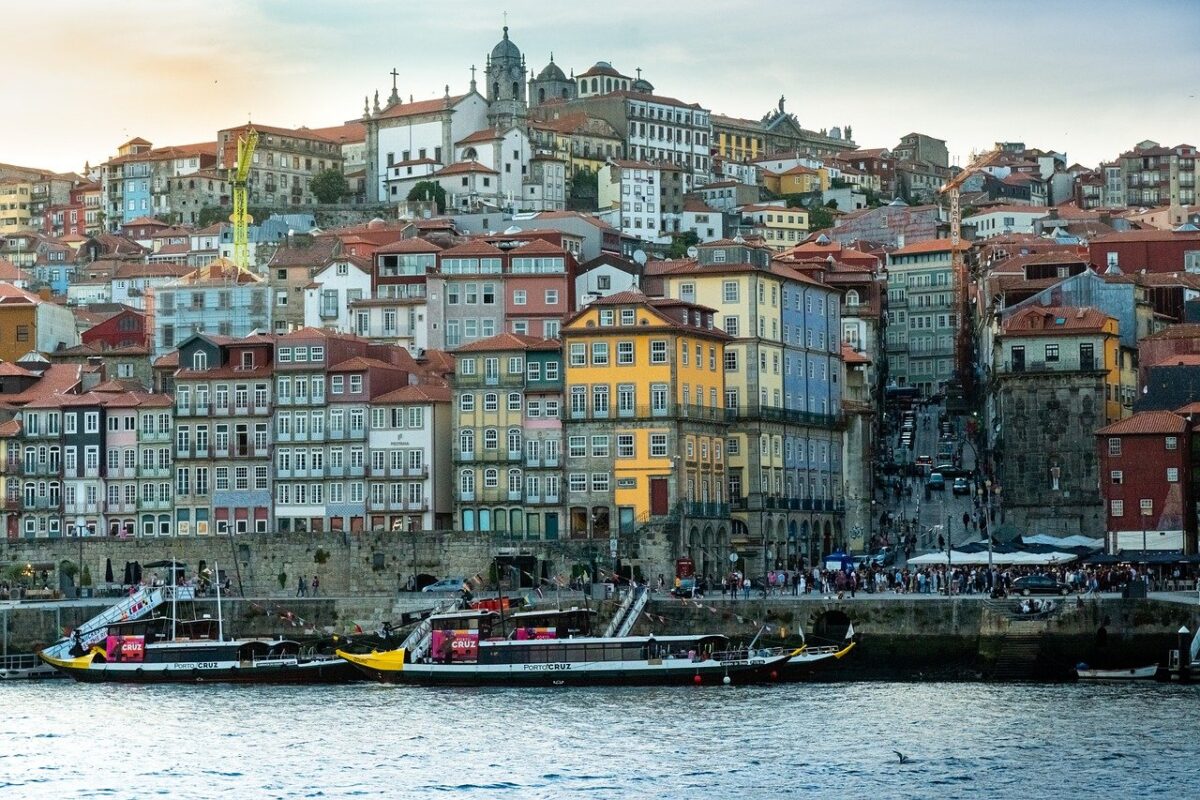 Viajamos a OPORTO, y catamos un vino muy especial.
